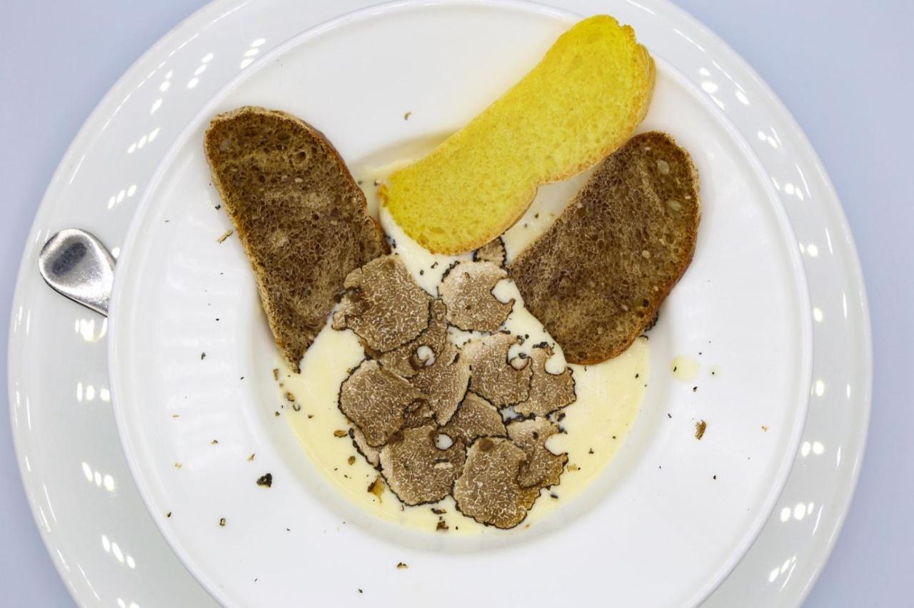 Hotel La Ginestra 악콸라냐 외부 사진